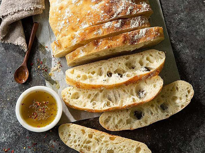 CİABATTA EKMEĞİ ZEYTİNYAĞLI
